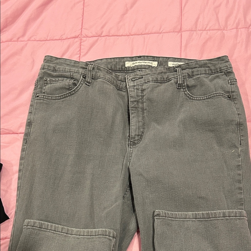 Jones New York Women's Gray Straight Leg Jeans